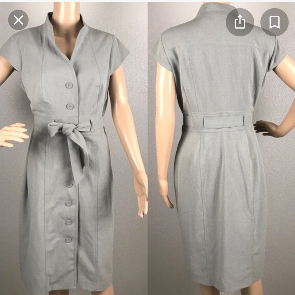 Calvin Klein
Light grey sheath dress